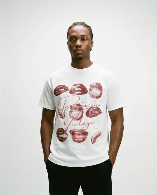 Smooch Tee - Devonceya